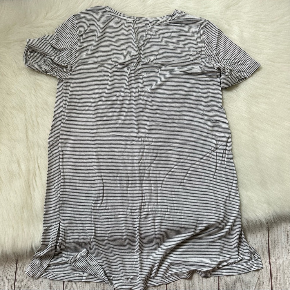 Striped Tee - Picture 3 of 7